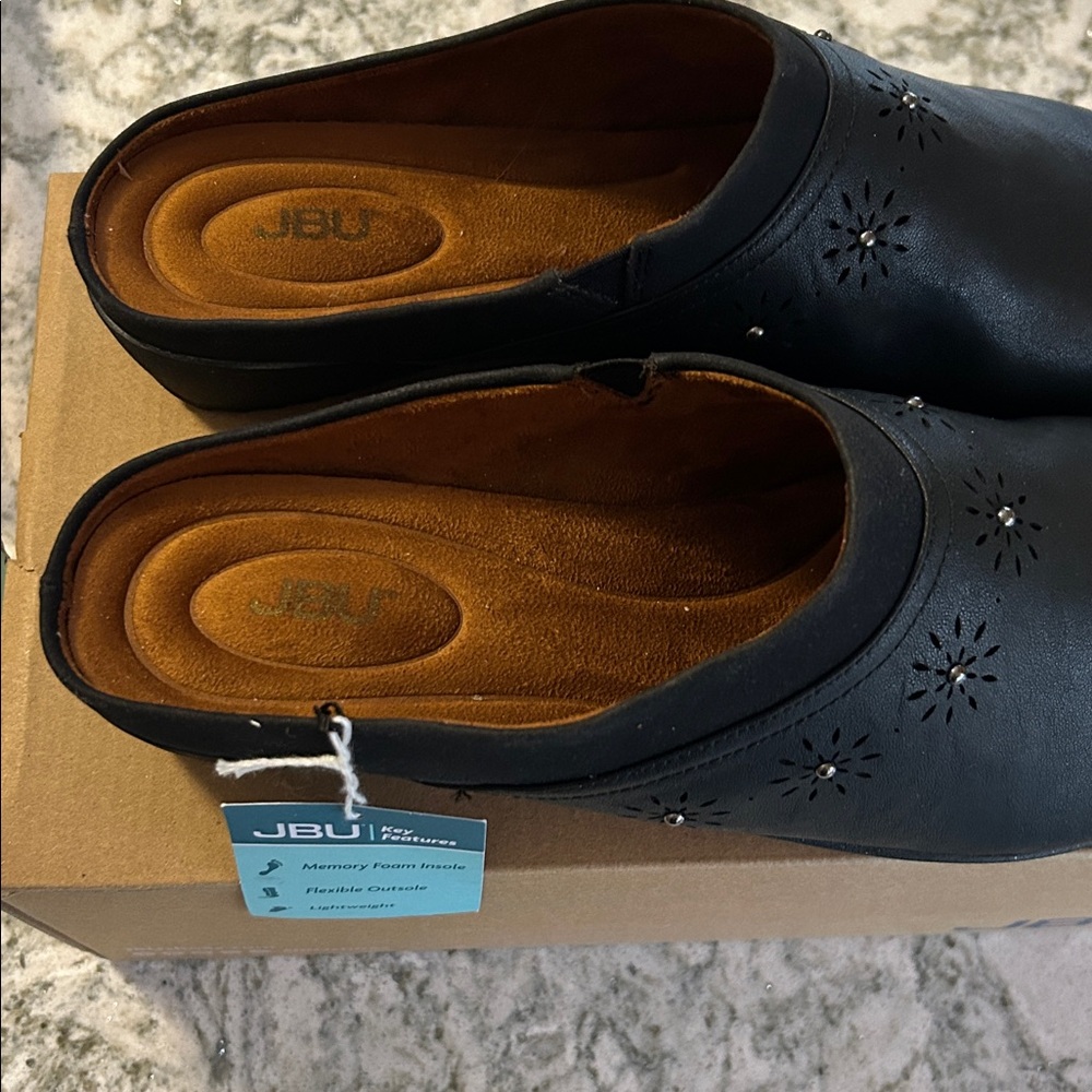 JBU Black “Vista” clogs - Picture 4 of 7